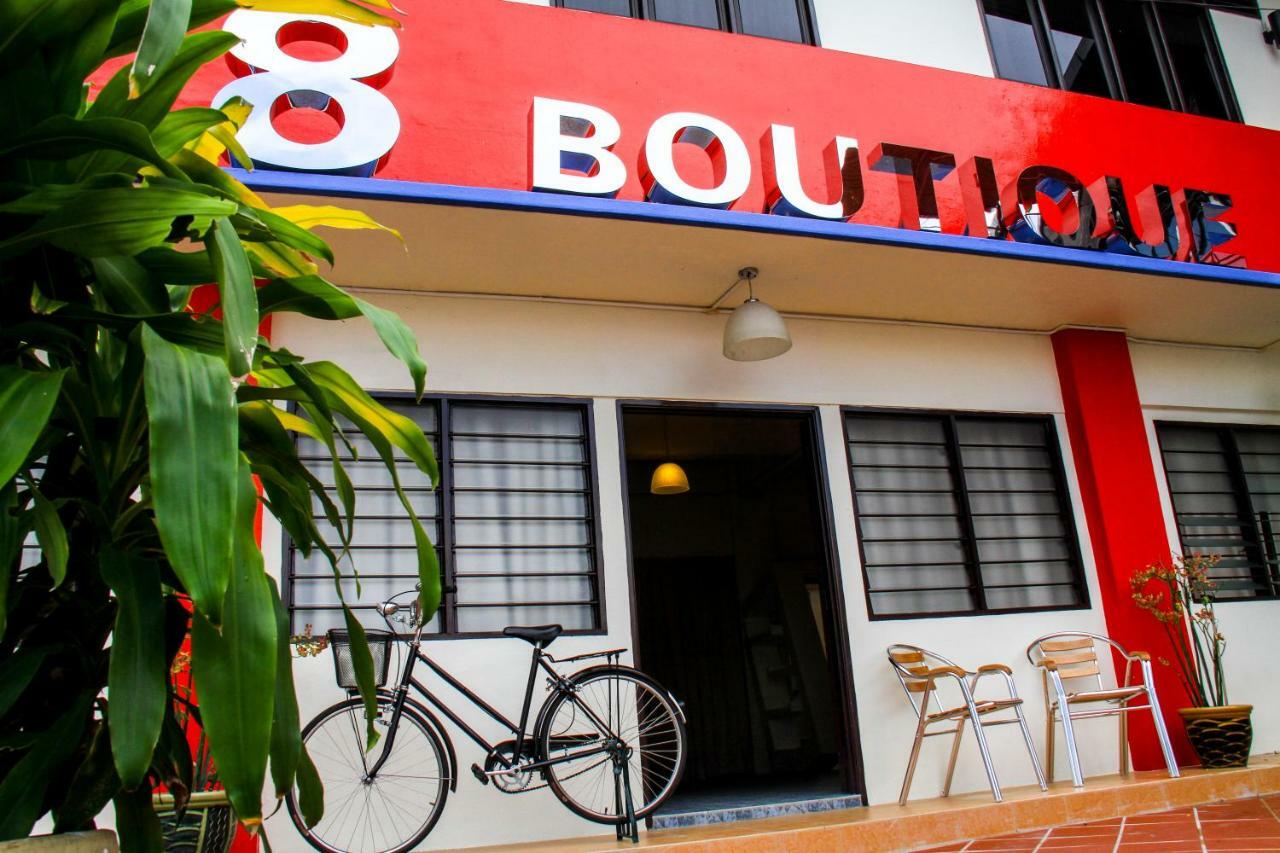 Готель 8 Boutique By The Sea Tanjung Tokong Екстер'єр фото